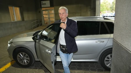 Ovde će biti sahranjen Miroslav Ilić: Pevač izabrao grobno mesto daleko od Aleje zaslužnih građana 