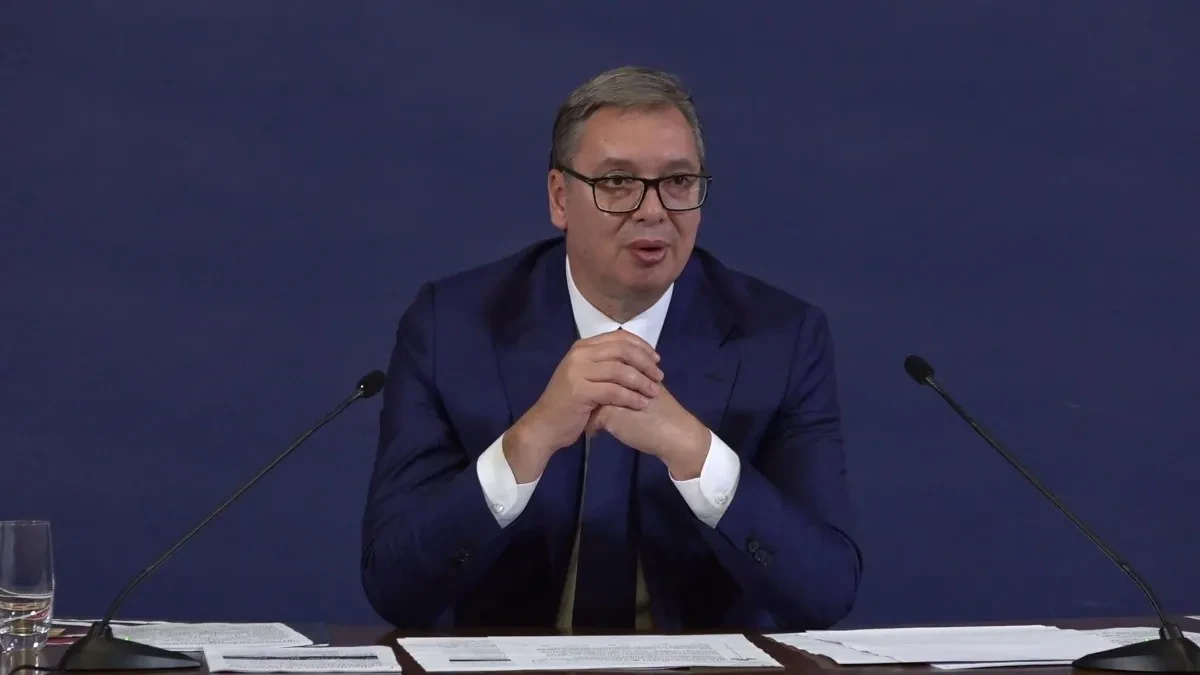Blokaderi žele da sprovedu lustraciju, Vučić objasnio zašto: Kad ne možete da pobedite svog protivnika...