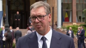 Vučić o tome šta je zapisao tokom govora Tuska: Da sam želeo da vam kažem...
