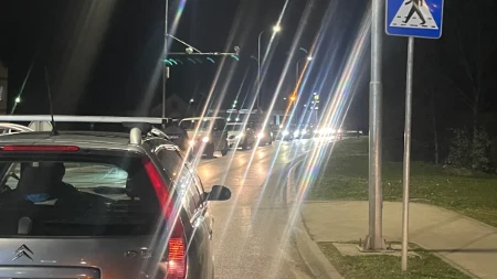 Gužve na ulazu u Srbiju: Evo kakvo je trenutno stanje na granicama, najnoviji izveštaj AMSS!