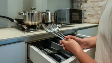 Escajg će se cakliti kao iz radnje: Evo šta mu vraća uglađeni sjaj!