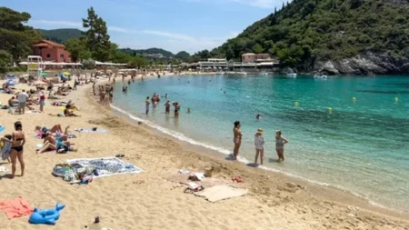 Srbin doživeo pakao u Grčkoj: Riba ga zgrabila u plićaku i otkinula parče mesa!