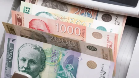 Ostalo je manje od dva dana za prijavu: Evo ko ima pravo na 6.000 dinara i kome novac stiže automatski