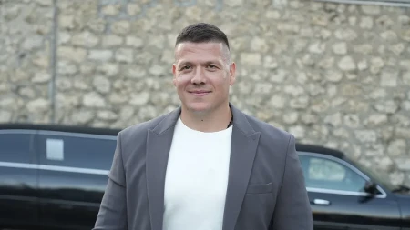 "Koga briga šta priča, nebitna je" Sloba urnisao Kiju Kockar, pa je ovako pecnuo i pomenuo Jelenu