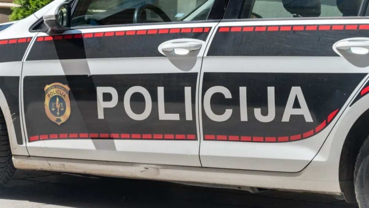 Brutalni napad na Srbe povratnike u Vogošći: Starca (92) mučki pretukli, na njegovog sina pucali!