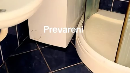 Prevareni: Srpska porodica sa malim detetom otišla na letovanje u Crnu Goru - ono što su zatekli u apartmanu izazvalo bes na mrežama