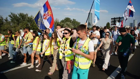 Veliki poraz blokadera na Filozofskom fakultetu u Novom Sadu!