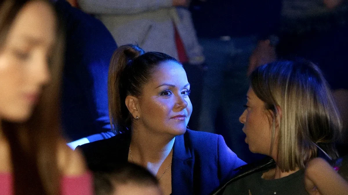 Povezivali su je sa kolegom, a ona se udala za fudbalera: Evo kako je izgledao život Silvije Nedeljković pre povlačenja sa estrade