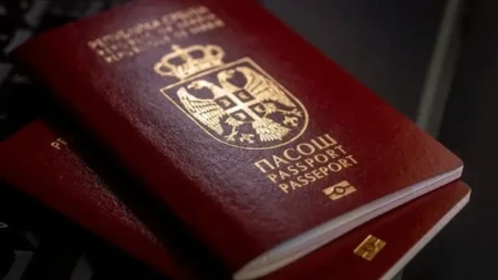 Sve više ljudi umotava pasoše u folije, a ovo je razlog iza toga