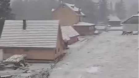 Deo Srbije pod snegom prvog dana jeseni! Ova 2 grada jutros su hladnija i od Sjenice