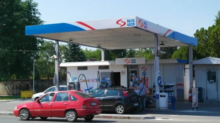Država pušta 5.000 tona evro-dizela iz rezervi - gorivo stiže na tržište
