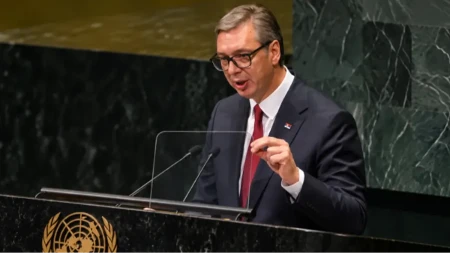 Vučiću prilazili svetski lideri posle govora u UN! Iz Evrope stigla poruka: „Jedan od najhrabrijih govora“ FOTO