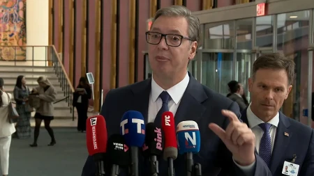 Vučić o podršci blokaderima: „Uz njih su Kurti i Plenković, svima želim dobru utakmicu“