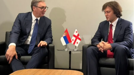 "Od velikog značaja je i uspostavljanje direktne avio-linije Beograd-Tbilisi" Vučić se sastao sa Kobahidzeom