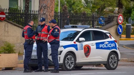 Brutalna likvidacija usred dana: Ubijen poznati kriminalac, objavljen snimak drame (VIDEO)