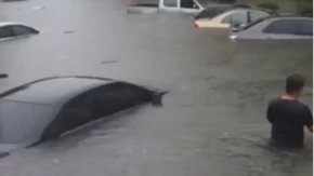Poplave pogodile metropolu: Grad od 10 miliona ljudi pod vodom (VIDEO)
