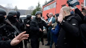 Nastavlja se teror Kurtijevih zlotvora: Uhapšeno devet Srba, osumnjičeni za navodne ratne zločine