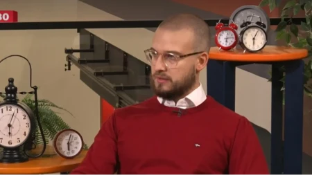 Svaka čast ženama, nisu dale da im zapale drugu kuću! Jaka poruka Mihaila Vučevića posle nasilja blokadera: Ponosan sam na aktiviste SNS (VIDEO)