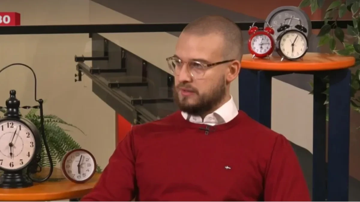 Svaka čast ženama, nisu dale da im zapale drugu kuću! Jaka poruka Mihaila Vučevića posle nasilja blokadera: Ponosan sam na aktiviste SNS (VIDEO)