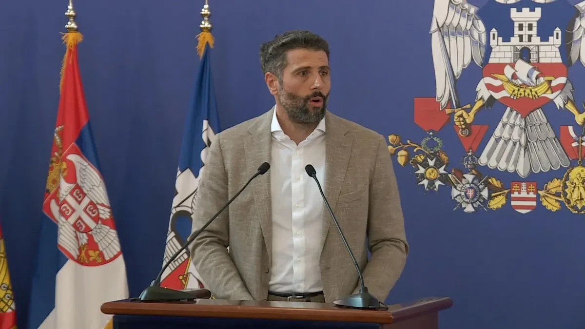 Šapić se obraća javnosti "Insistiraću na istrazi, želim da znam kako je ta gospođa povređena jer je ja nisam povredio" (VIDEO)