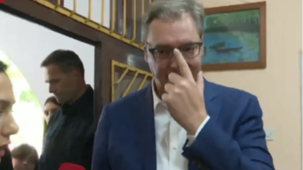 Vučić odgovorio na napade na porodicu: „Neki znaju samo da tuku po džakovima, za razgovor nisu spremni“