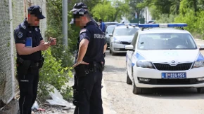 Uhapšen narko-dvojac: Dileri uhvaćeni na Zrenjaninskom putu, kad su policajci otvorili kombi imali su šta da vide