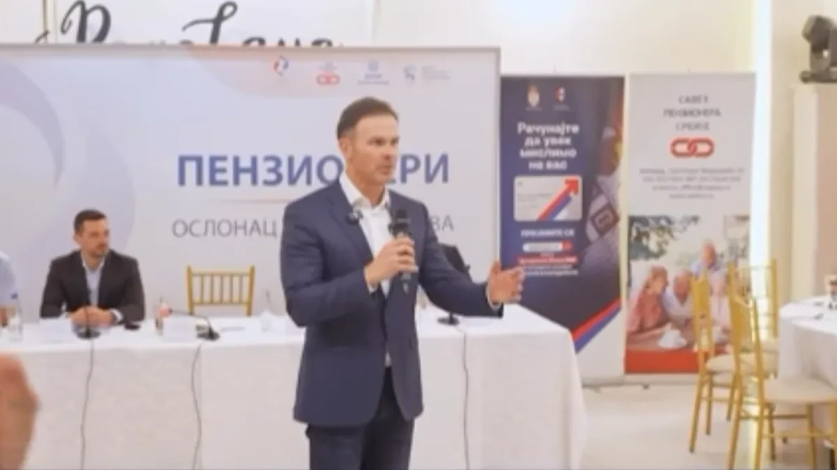 "Vi ste gradili našu Srbiju, hvala vam za požrtvovanje" Siniša Mali oduševio penzionere u Sopotu (VIDEO)