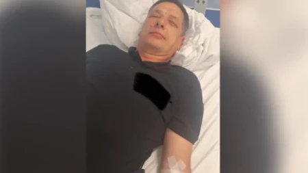 Još jedan napad na aktiviste SNS: Počasni konzul Austrije u Nišu nasrnuo na njih, jedan završio u bolnici sa krvarenjem u mozgu