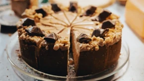 Kinder torta za važne datume: Kao iz poslastičare, a pravi se prilično lako