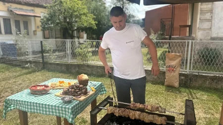Ovo ako pojedete ujutru bićete siti ceo dan: Jovo iz Dragačeva otkriva kako se pravi čuveni hajdučki ćevap 