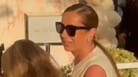 Svi gledaju u majku Filipa Živojinovića: Pojavila se u brutalnom izdanju na rođendanu unuke, a jedan detalj šokira! (FOTO)