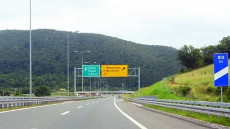 Više vozila na srpskim auto-putevima - naplaćeno 17,9 milijardi dinara putarine