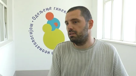 Tata heroj! Bojan porodio suprugu ispred zgrade u Čačku: "Morali smo da reagujemo u trenutku" (FOTO/VIDEO)