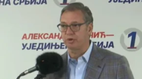 "Kriju se po plenumima, pobediću ih u kamiončetu" Vučić iz Jagodine razmontirao blokadere