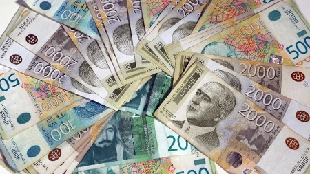 "Ti ljudi rade težak posao" Vučić najavio najveće povećanje plata ovim radnicima