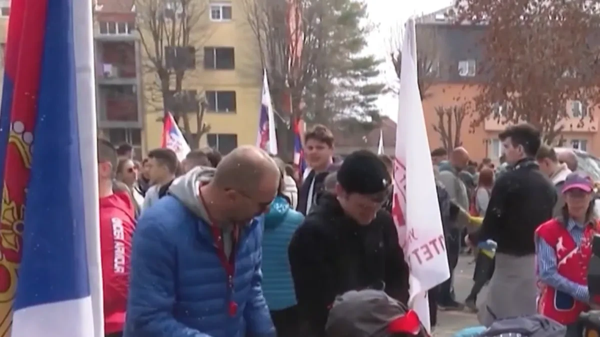 Blokaderi se raspadoše živi (VIDEO)