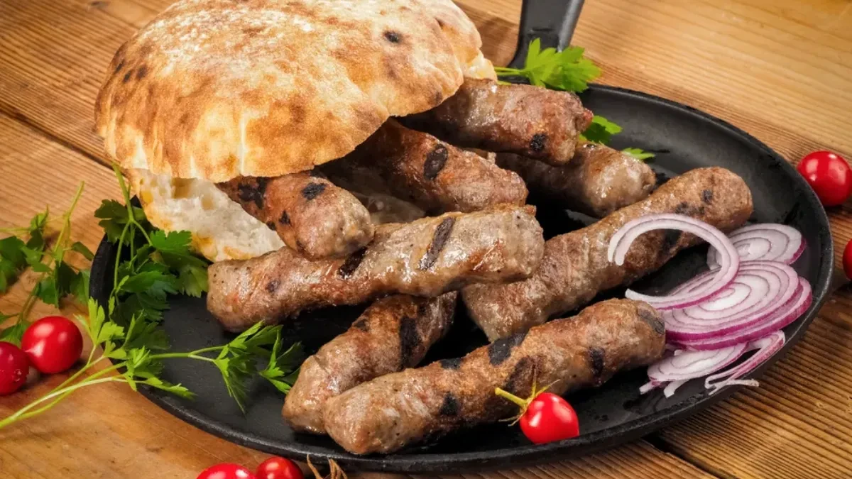 Jovo iz Dragačeva otkrio kako pravi čuveni hajdučki ćevap: Kaže da bez jednog detalja nema pravog ukusa