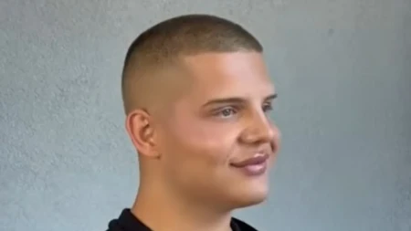 "Blokirao sam oca, alkoholičar je" Učesnik Elite 10 priznao da je gej, a evo šta su mu muškarci radili pred ulazak! (FOTO)
