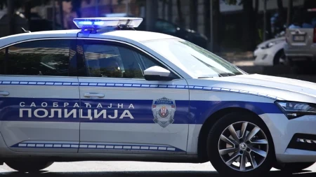 Strašan udes u Nišu, ima povređenih: Autobus sleteo s puta, vozaču pozlilo, prvi snimak karambola (VIDEO)