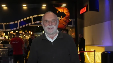 Sin Lazara Ristovskog prvi put o odnosu sa roditeljima nakon razvoda: "Njegovi živci me ne zanimaju, sa majkom je mnogo lakše"