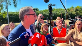 "Veliko je zlo ušlo u Srbiju!" Vučić: Ja se ne razumem u modu, niti znam da napravim pitu, ali se u politiku razumem odlično