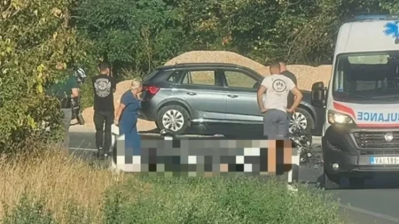 Teška saobraćajka kod Čačka: Motociklista oboren, jedna osoba bez svesti, saobraćaj blokiran
