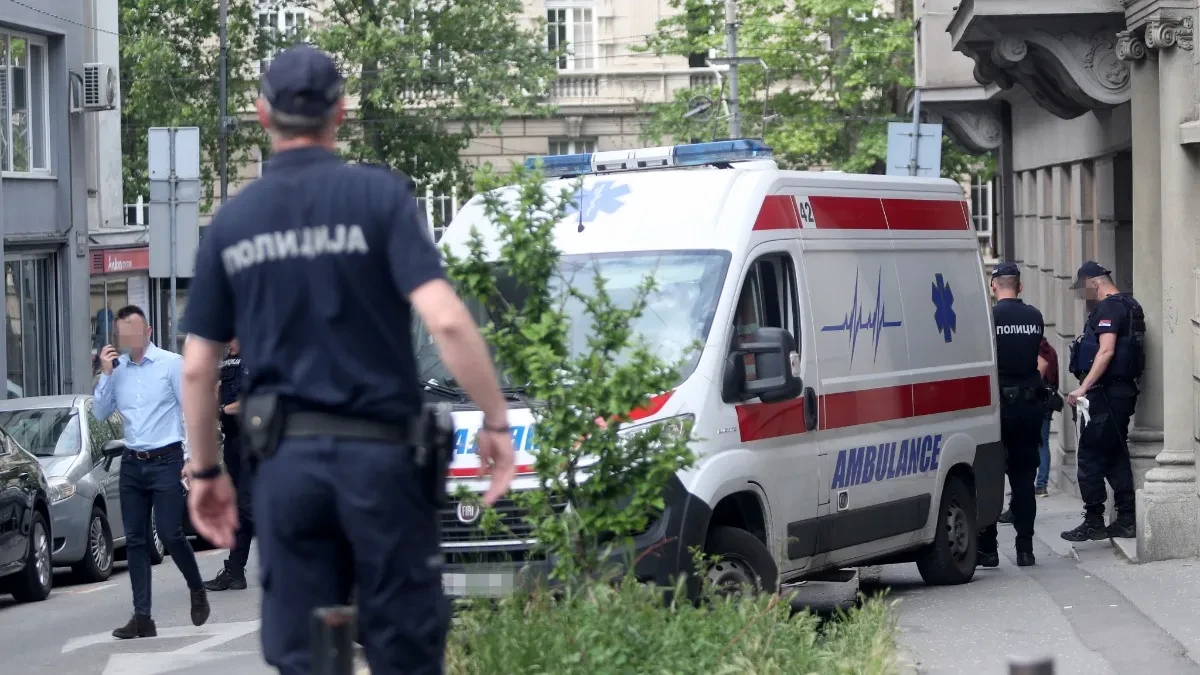 Braća napadnuta usred provoda kod Zelenog venca: Jedan ih ujeo za grudi, drugi davio i tukao po glavi