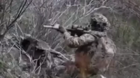 Rusi ubili stranog plaćenika na frontu, kamera sve snimila: Nije stigao ni da trepne