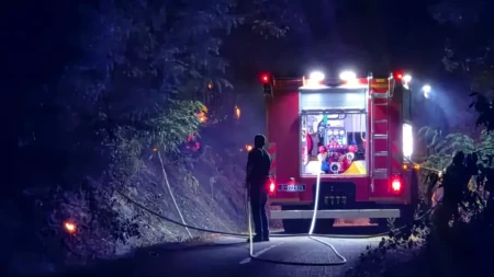 Dramatična situacija kod Konjica: Požar stigao do kuća 