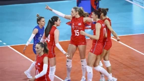 Vlada Srbije donela odluku: Odbojkašicama za bronzanu medalju po 10.000 evra