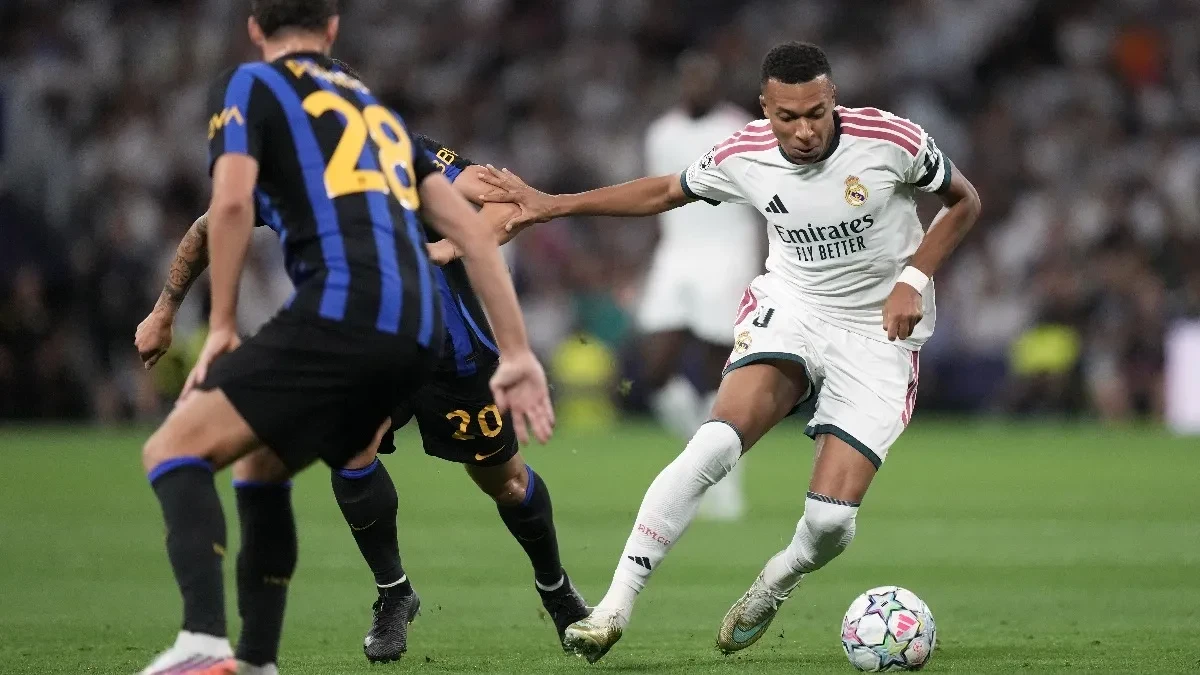 Real kaznio Inter za početničke greške, Siti rutinski, preokret u Francuskoj