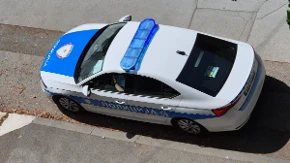 Brutalna zaseda: Osmorica pretukla muškarca u kafanskom toaletu pa ga dokrajčili na parkingu